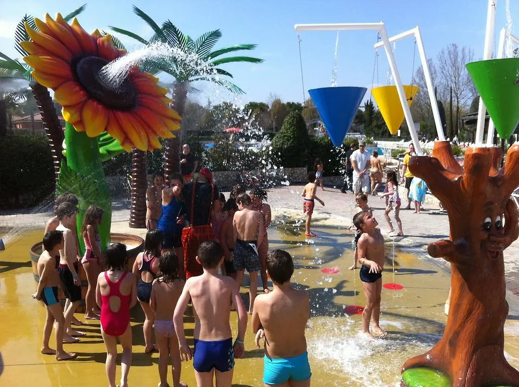 Camping Bella Italia Peschiera del Garda
