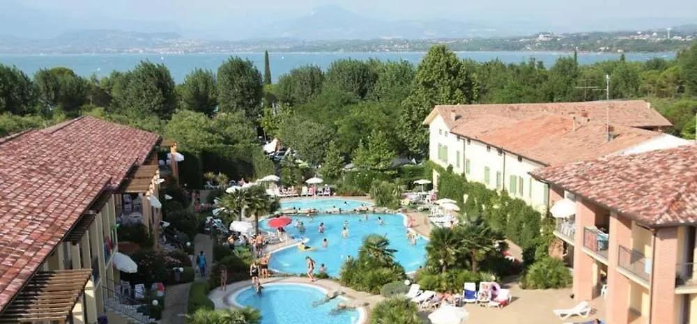 Camping Bella Italia Peschiera del Garda Parque de vacaciones