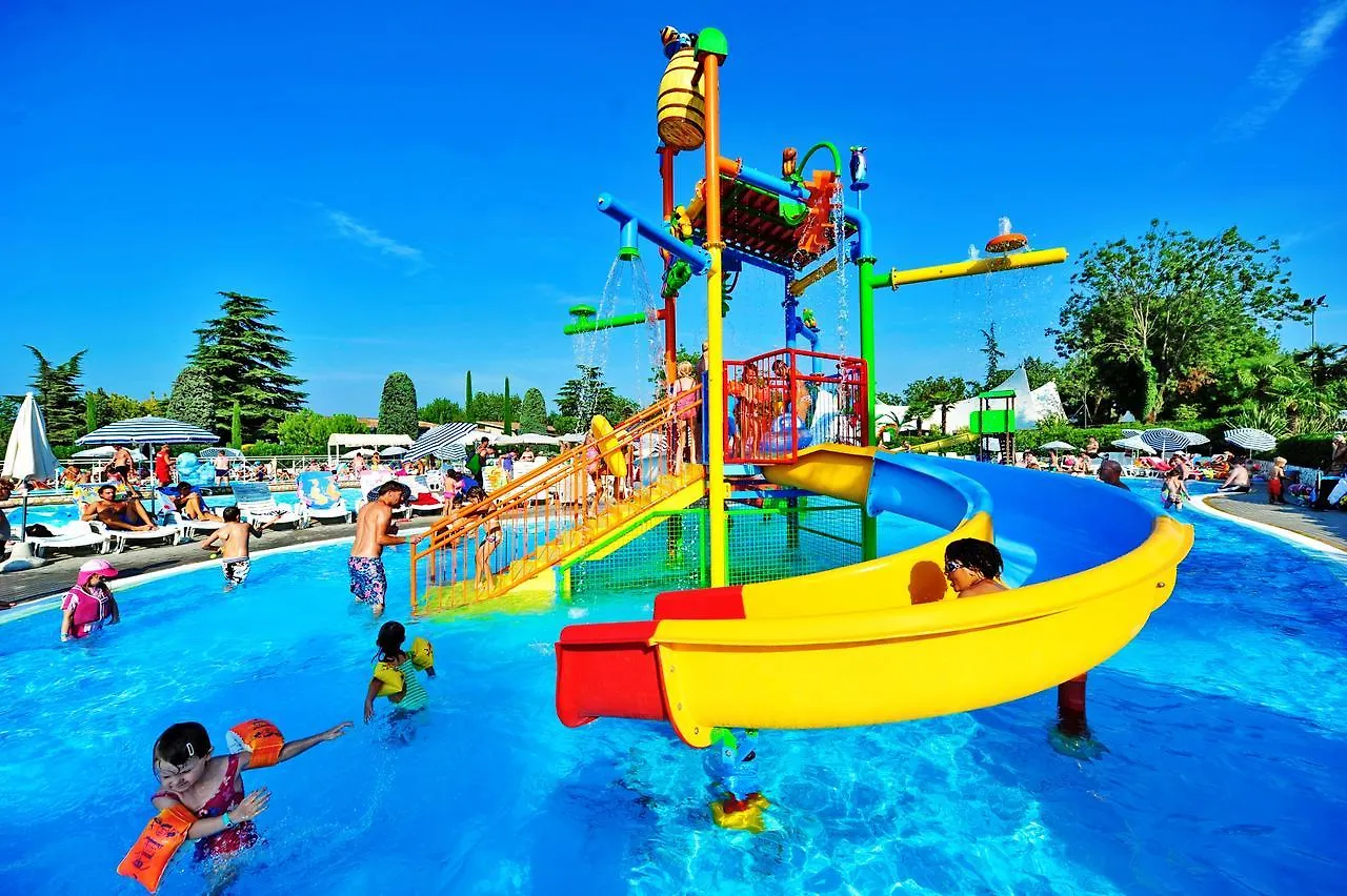 Camping Bella Italia Peschiera del Garda Parque de vacaciones