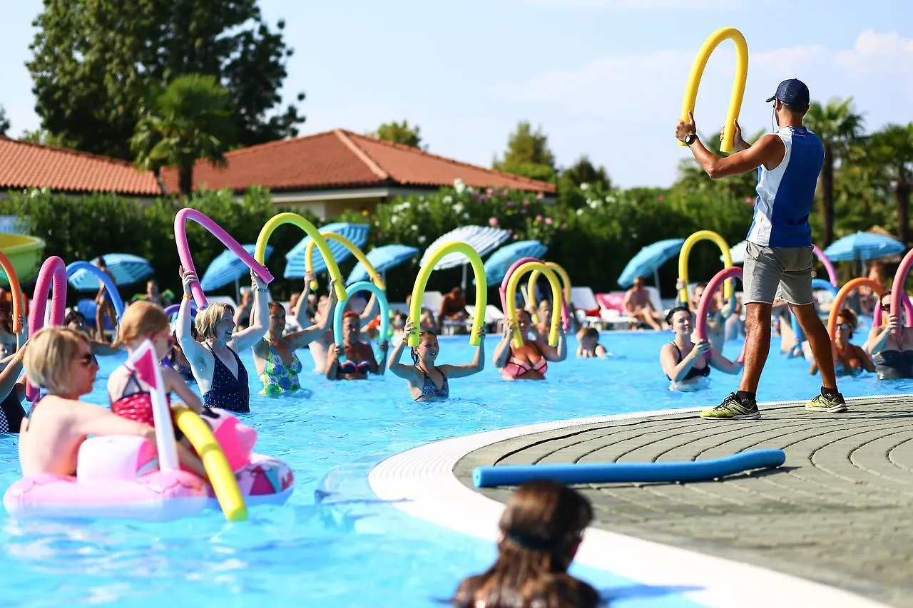 **** Parque de vacaciones Camping Bella Italia Peschiera del Garda Italia