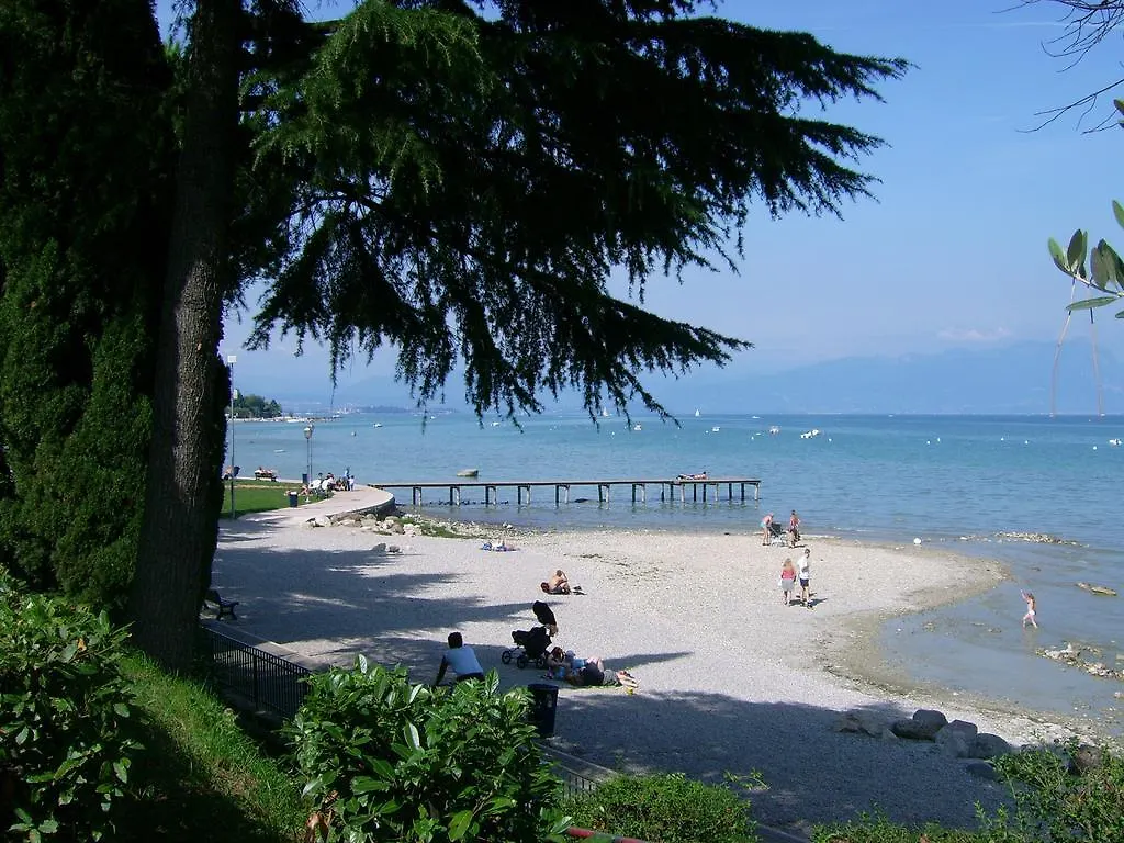 Camping Bella Italia Hotel Peschiera del Garda 4*,