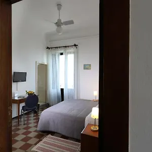 Astoria 2*, Taormina Olaszország
