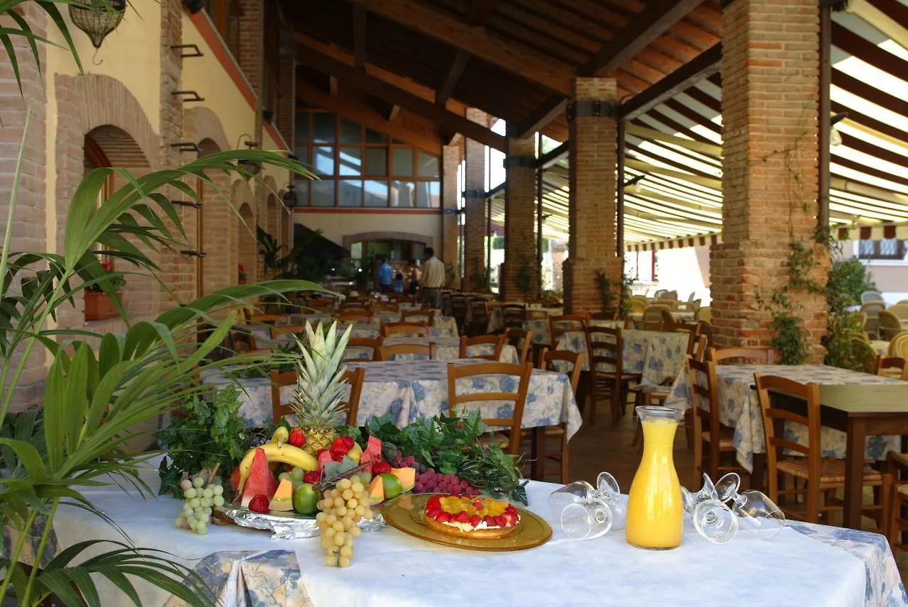 Camping Bella Italia Peschiera del Garda 4*,